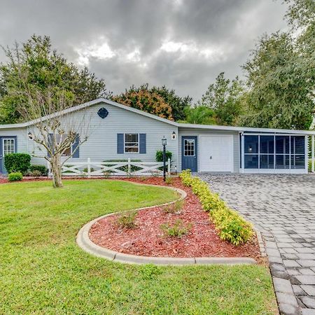 Peaceful Lady Lake Home With Screened-In Porch! Exterior photo